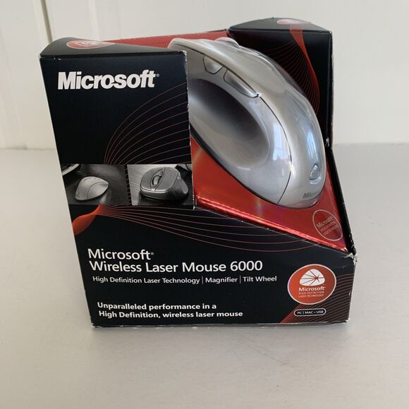 New Microsoft Wireless Laser Mouse 6000 Silver 1052 1053 (B5V-00007) - Picture 2 of 6